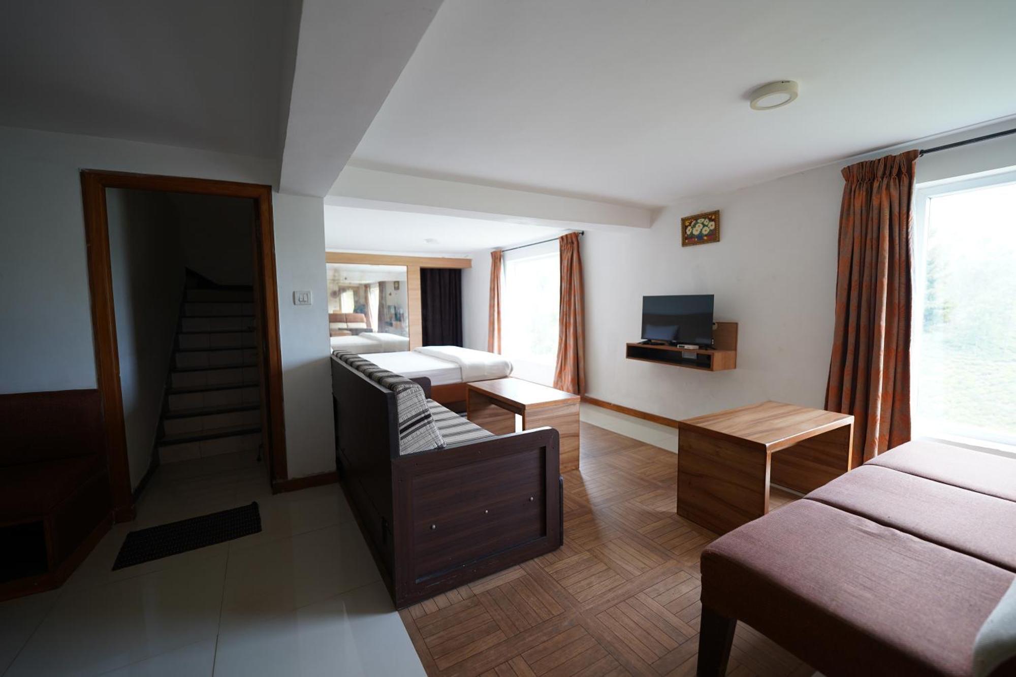 Bison Inn Ketti Экстерьер фото